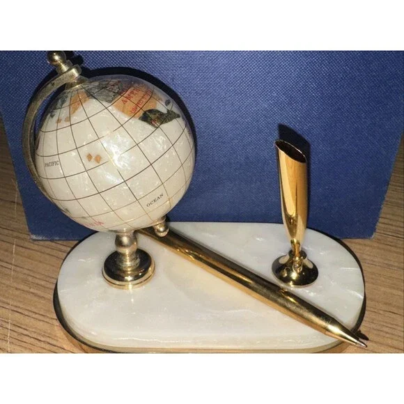 Globe on Pedestal with Pen and Pen Holder And Box Gold Tone Pen And Holder - Picture 3 of 5